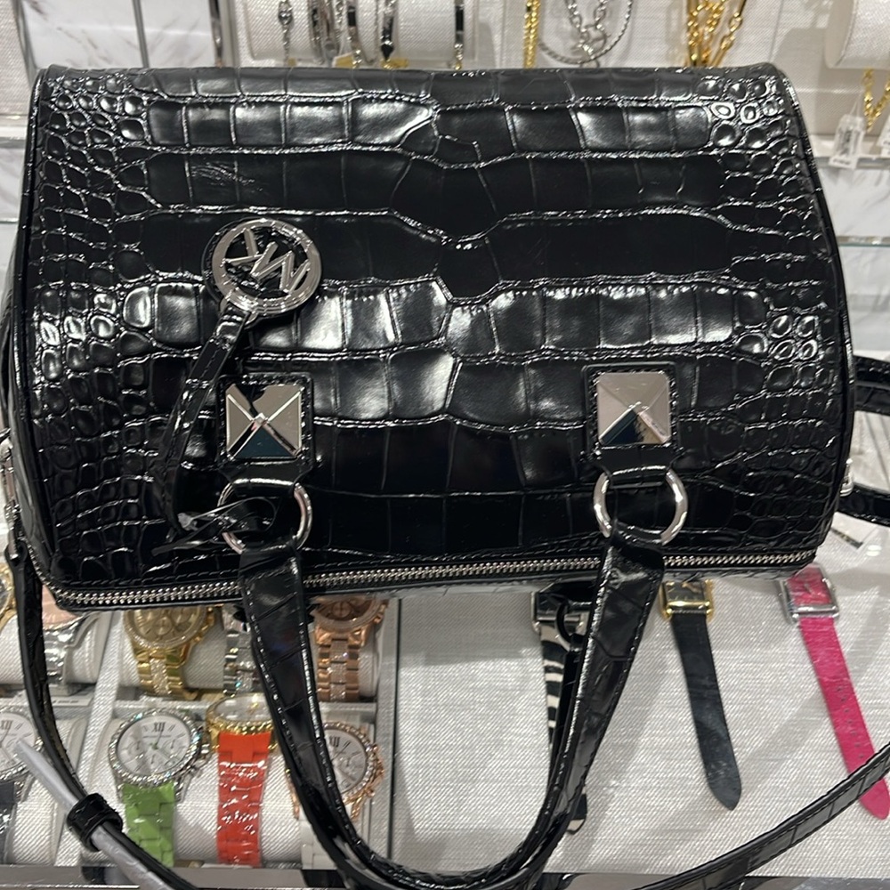 Michael Kors Grayson Medium Crocodile Embossed Leather Satchel
Black 
NWT - Picture 6 of 16